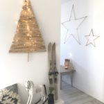 DIY: Alternativen Weihnachtsbaum basteln mit Bambus. Nachhaltiger Tannebaum an der Wand. Winterdeko mit Bambus. #chalet8, #bambus # Tannenbaum #Weihnachtsbaum #Weihnachtsdeko